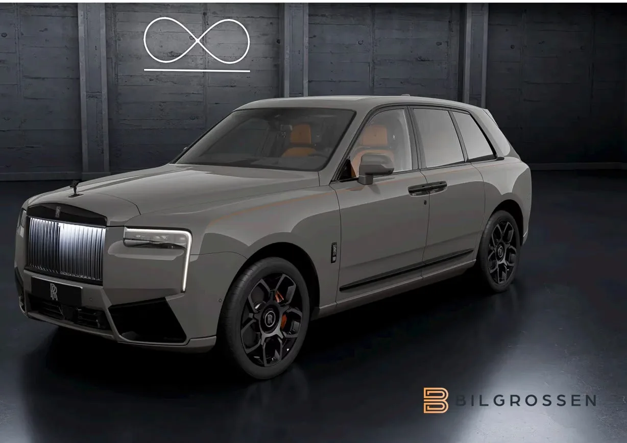 2027 Rolls-Royce Cullinan Series II Black Badge proposée par un concessionnaire spécialisé à Täby, Suède, photo principale