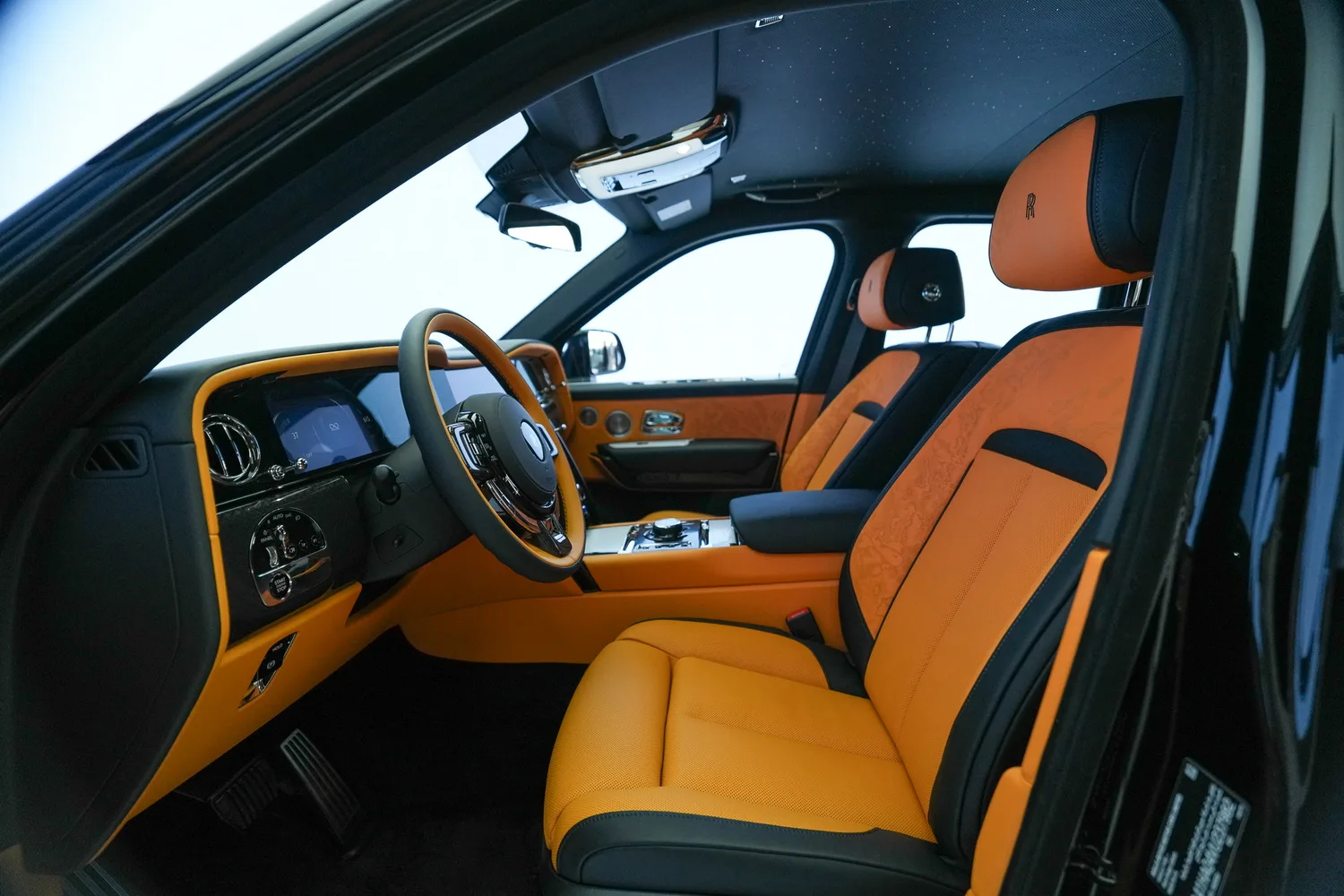 2027 Rolls-Royce Cullinan Series II Black Badge, 3/18