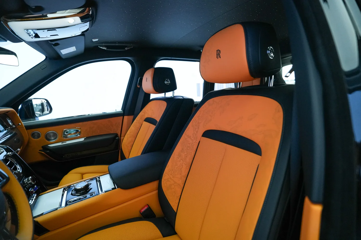 2027 Rolls-Royce Cullinan Series II Black Badge, 4/18