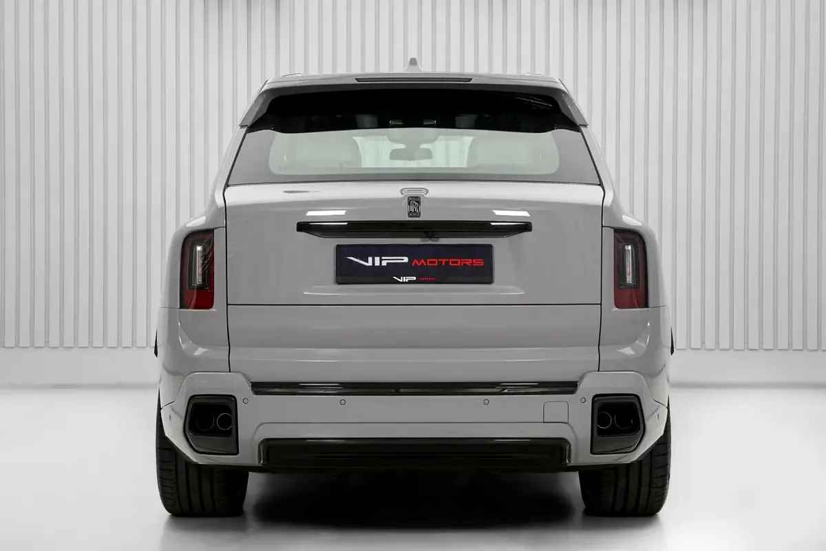 2027 Rolls-Royce Cullinan Series II Black Badge, 5/15