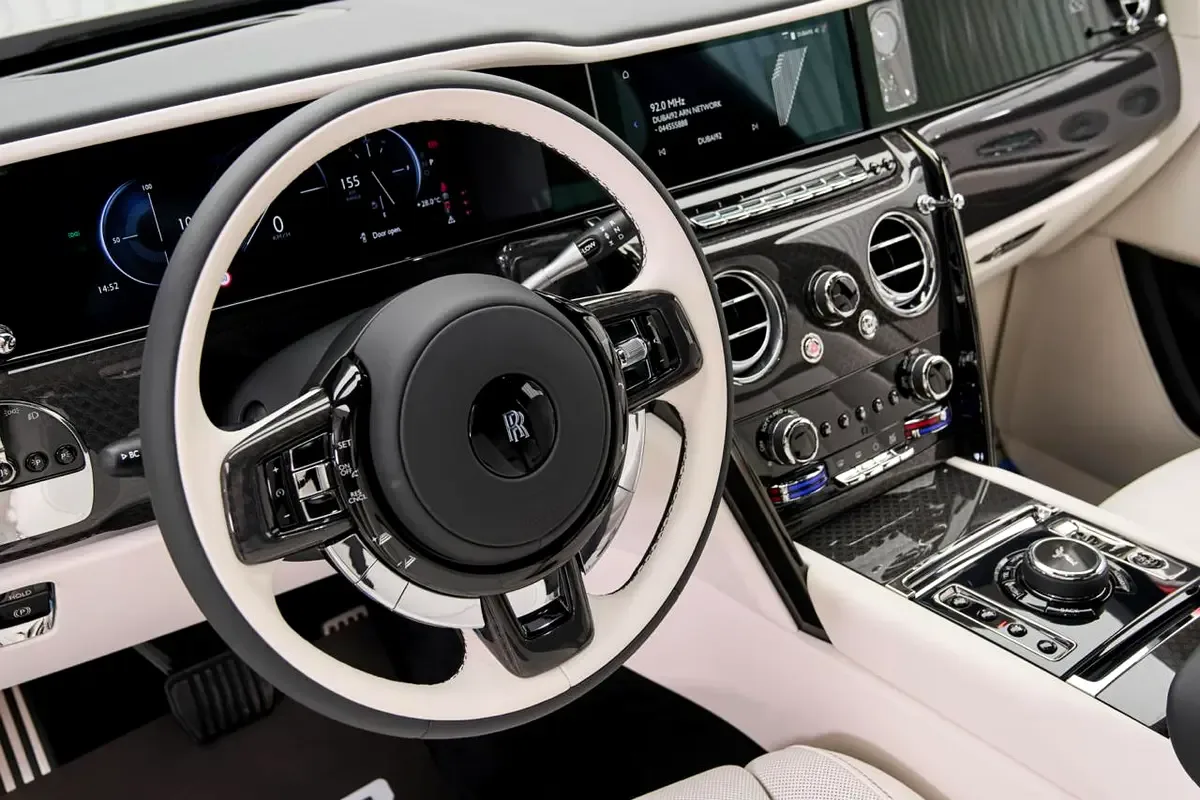 2027 Rolls-Royce Cullinan Series II Black Badge, 11/15