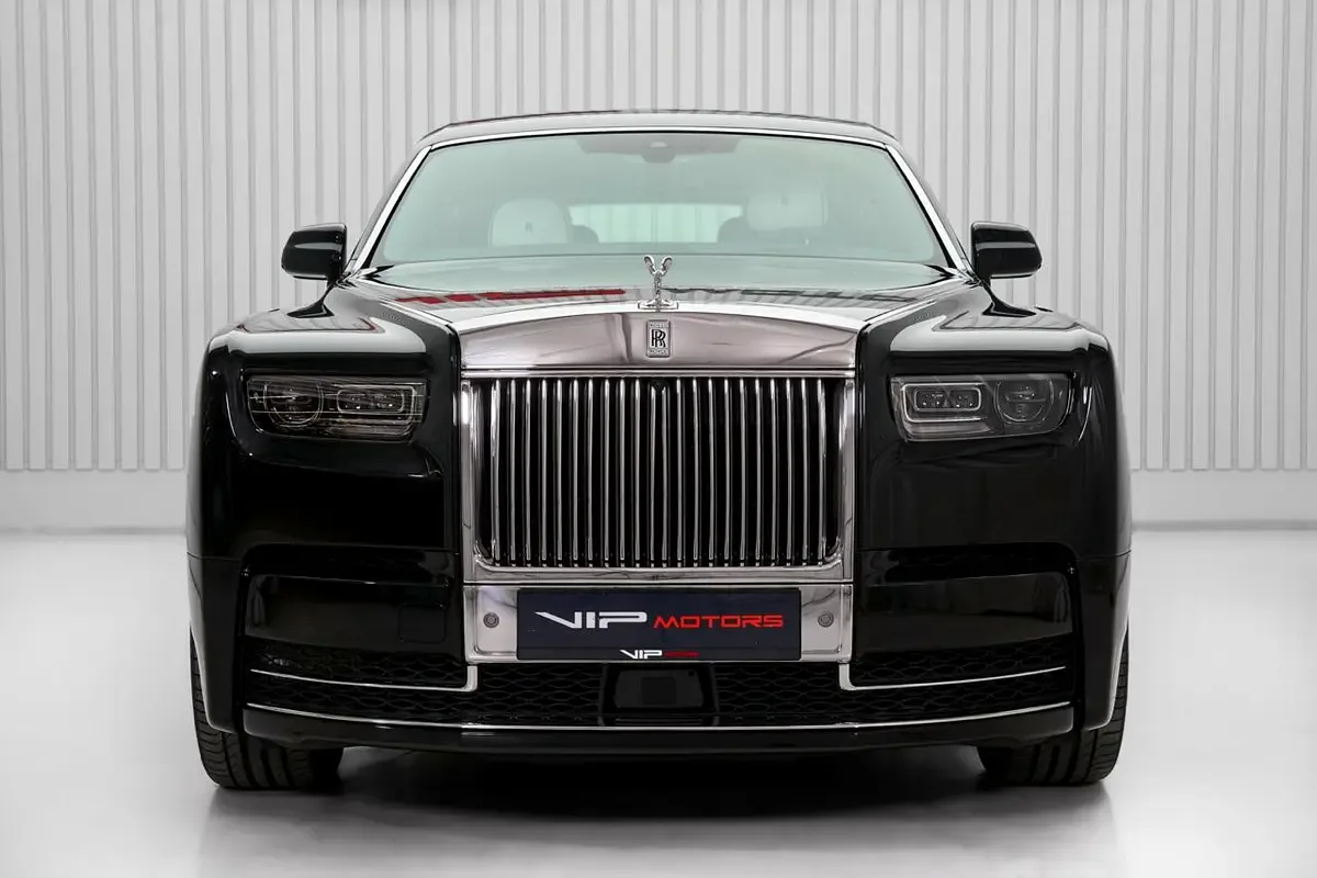 2027 Rolls-Royce Phantom Extended Series II, 2/14