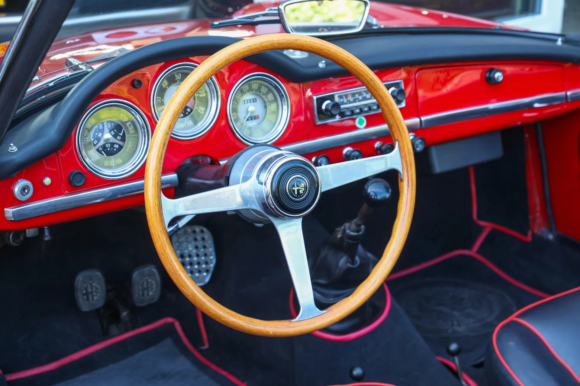Alfa Romeo Giulia Spider Veloce, 3/30