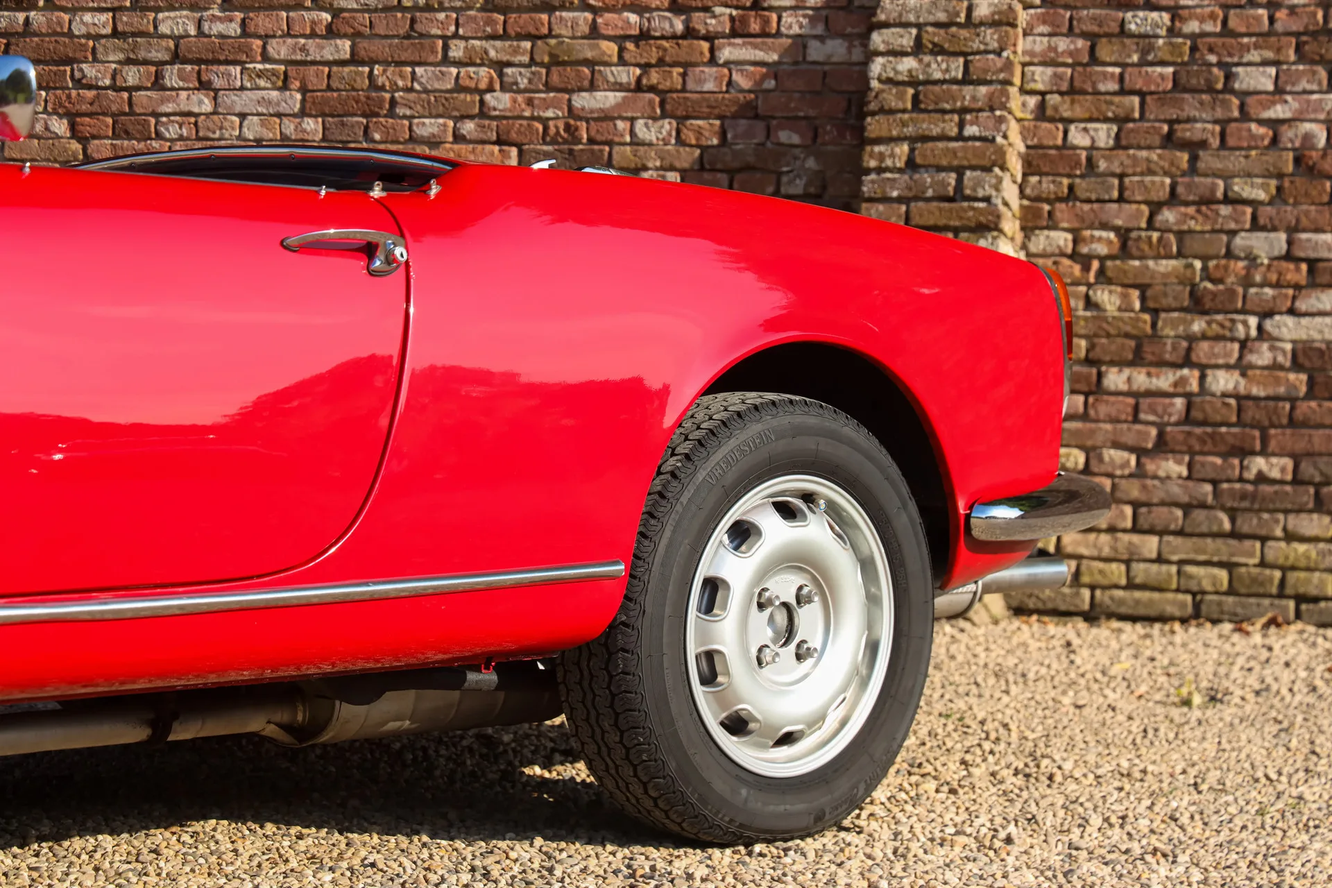 Alfa Romeo Giulia Spider Veloce, 9/30