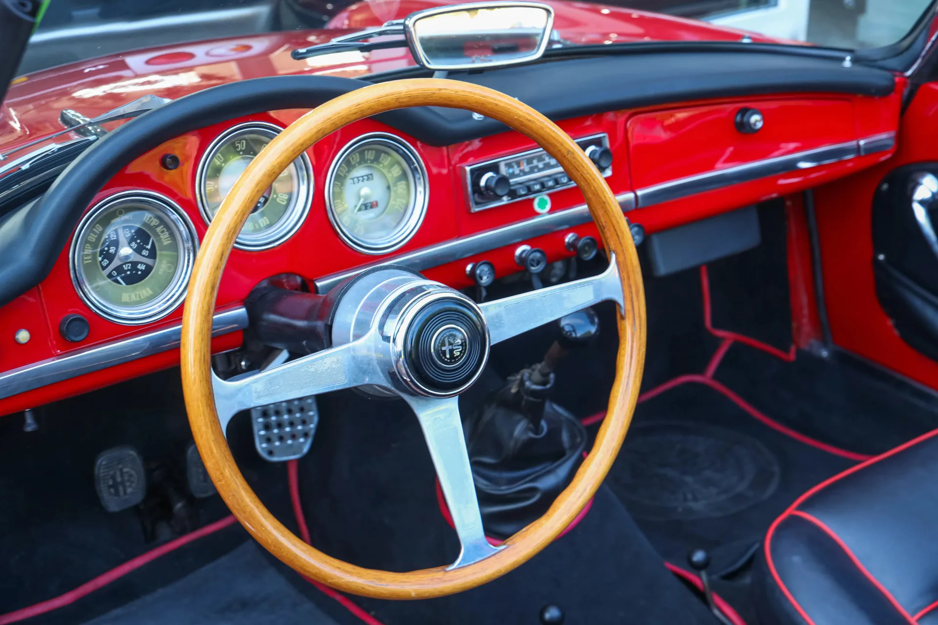 Alfa Romeo Giulia Spider Veloce, 12/30