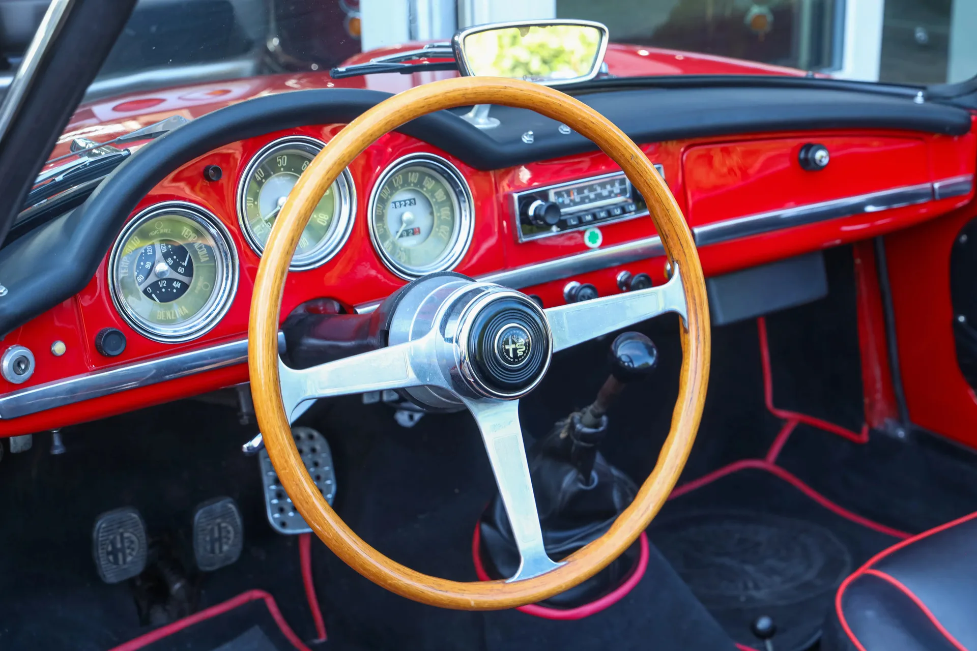 Alfa Romeo Giulia Spider Veloce, 21/30