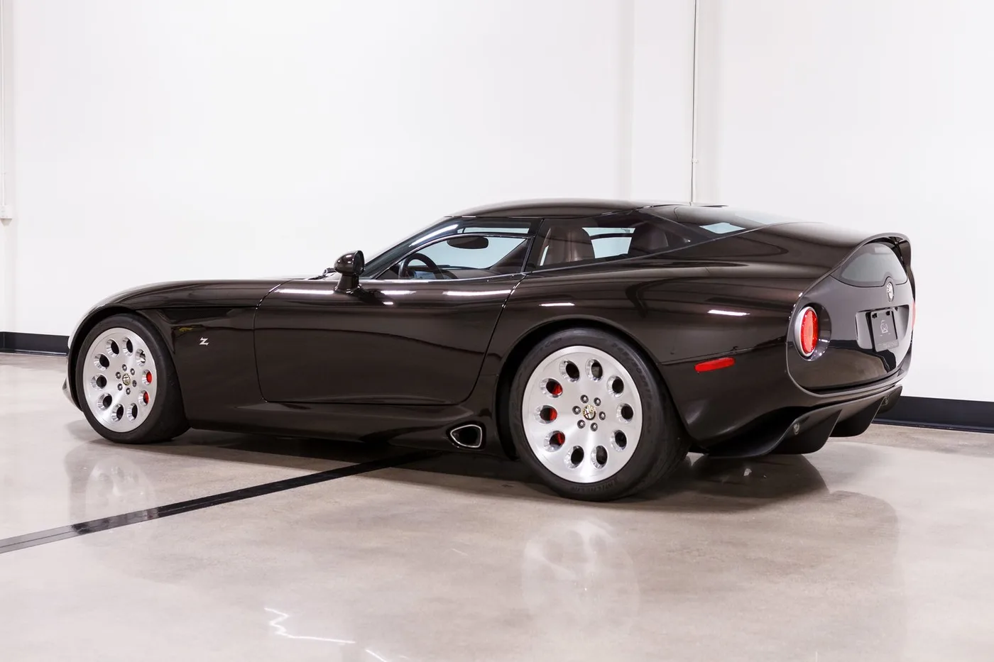 Alfa Romeo TZ3 Stradale Zagato verkauft von einem Fachhändler in Costa Mesa, Vereinigte Staaten, Foto 2 von 15