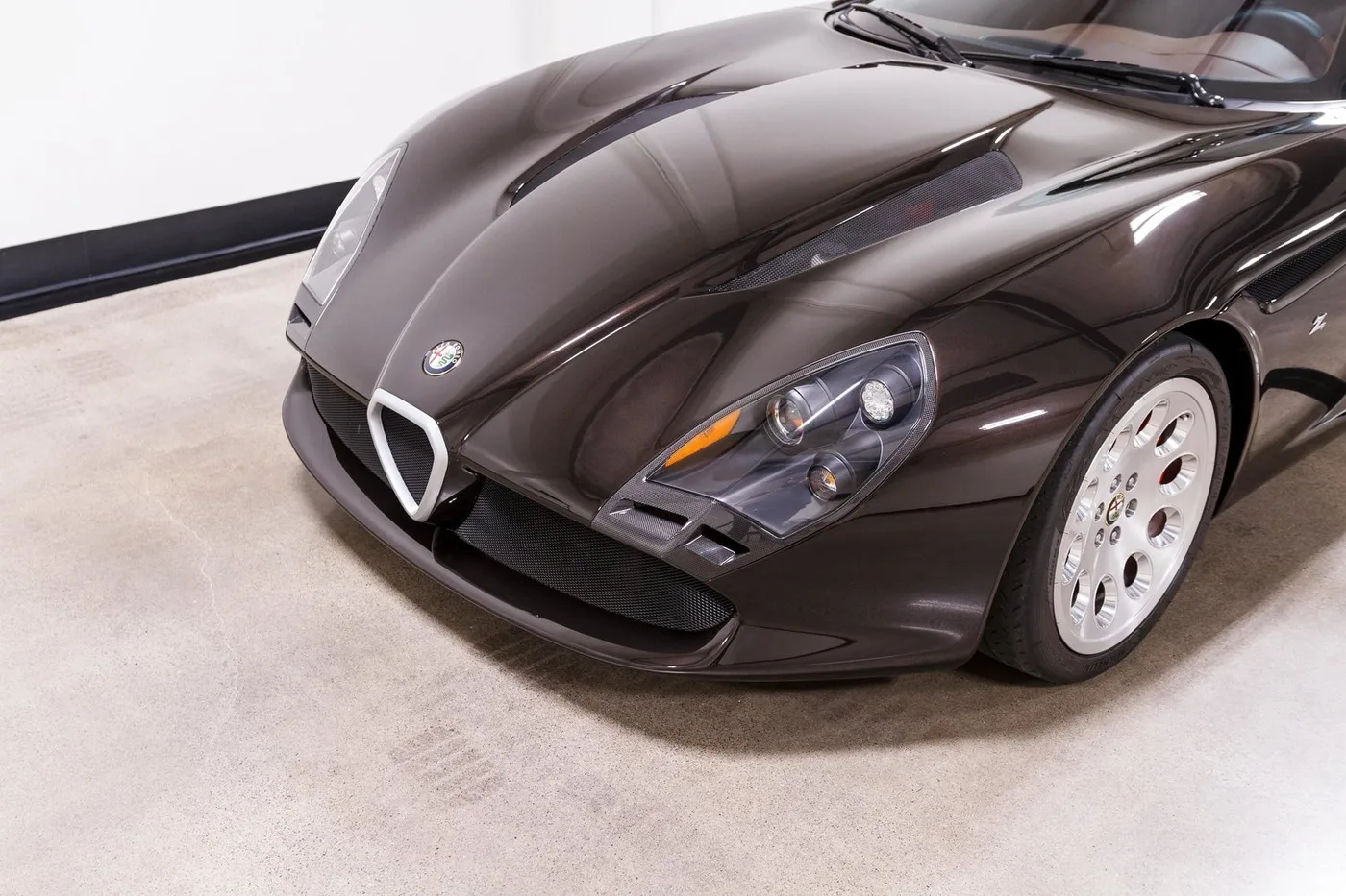 Alfa Romeo TZ3 Stradale Zagato verkauft von einem Fachhändler in Costa Mesa, Vereinigte Staaten, Foto 5 von 15