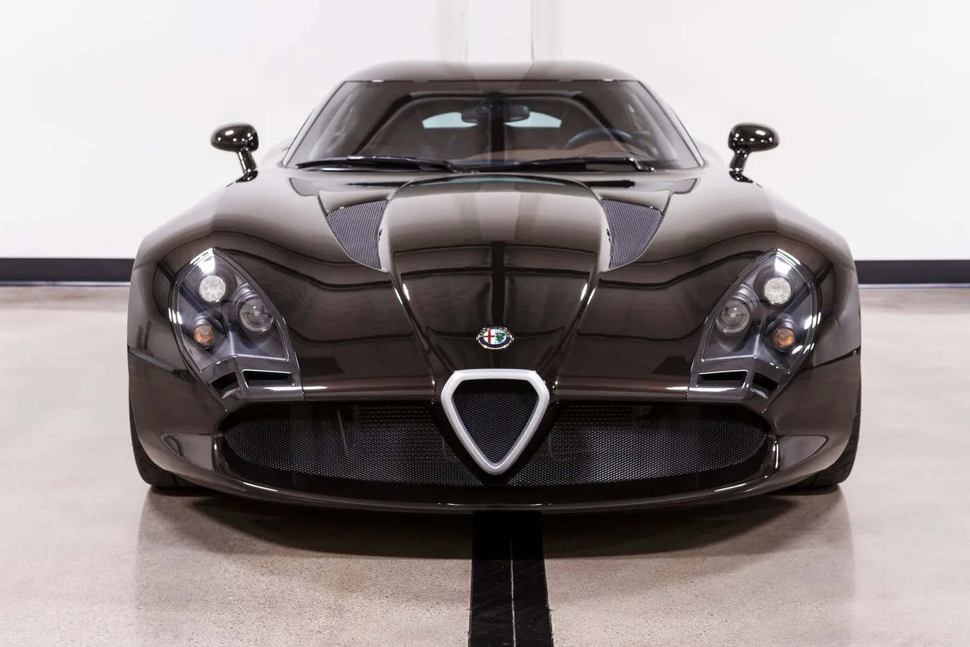 Alfa Romeo TZ3 Stradale Zagato verkauft von einem Fachhändler in Costa Mesa, Vereinigte Staaten, Foto 7 von 15