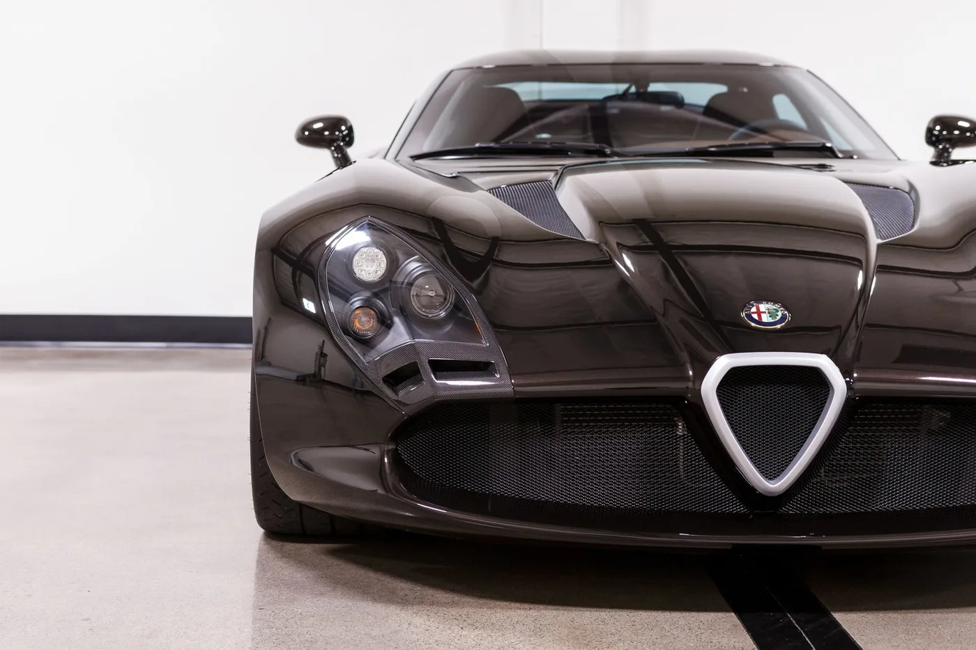 Alfa Romeo TZ3 Stradale Zagato verkauft von einem Fachhändler in Costa Mesa, Vereinigte Staaten, Foto 8 von 15