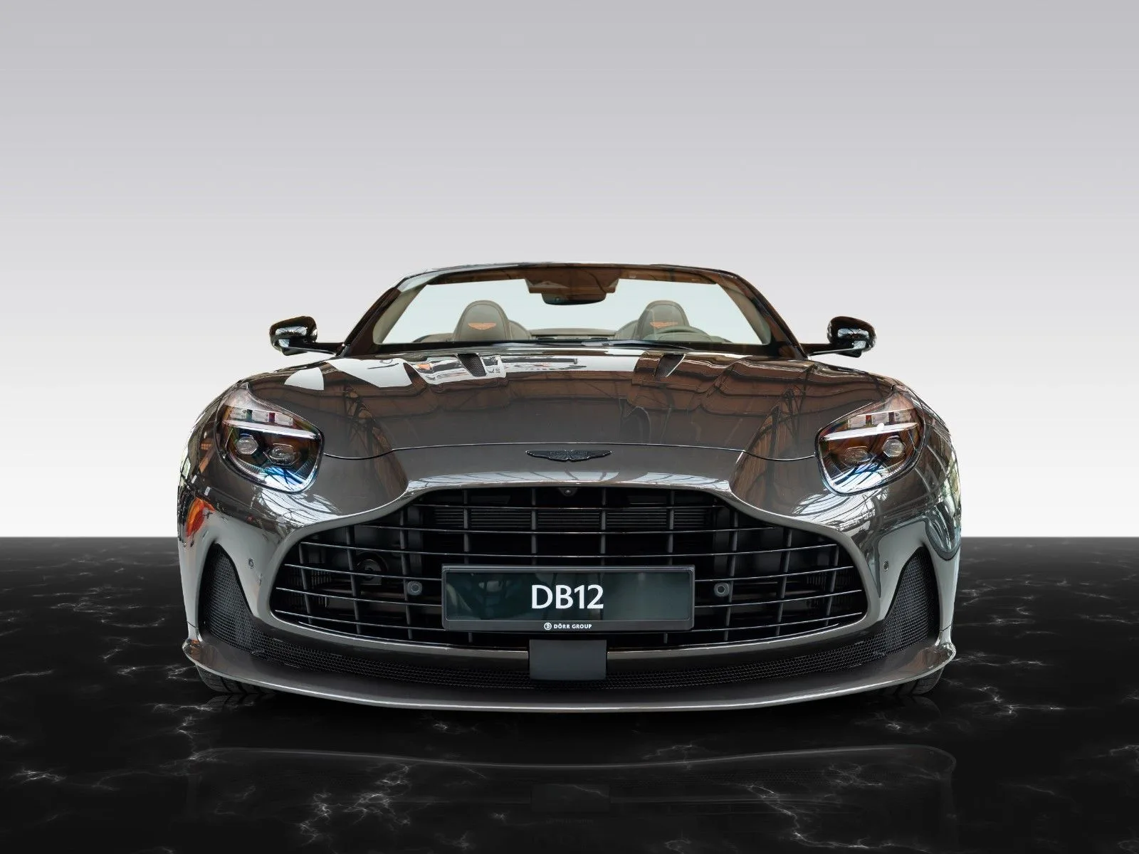 Aston Martin DB12, 3/30