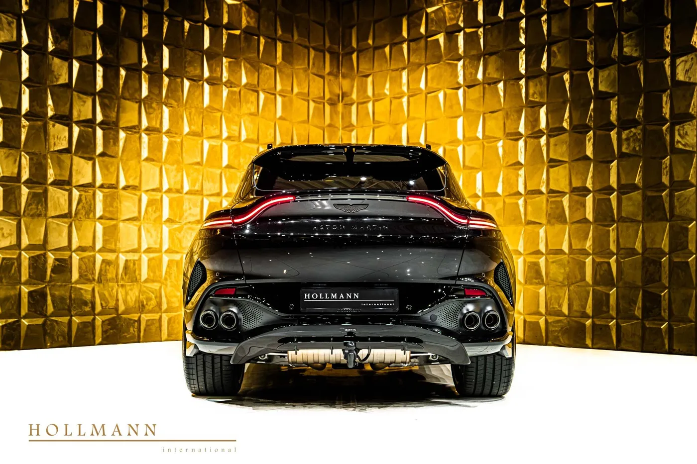 Aston Martin DBX 707 angeboten von einem Fachhändler in Stuhr, Deutschland, Foto 5 von 8