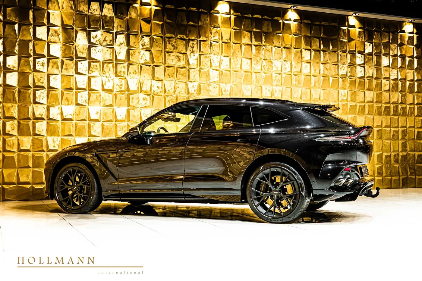 Aston Martin DBX 707 angeboten von einem Fachhändler in Stuhr, Deutschland, Foto 6 von 8