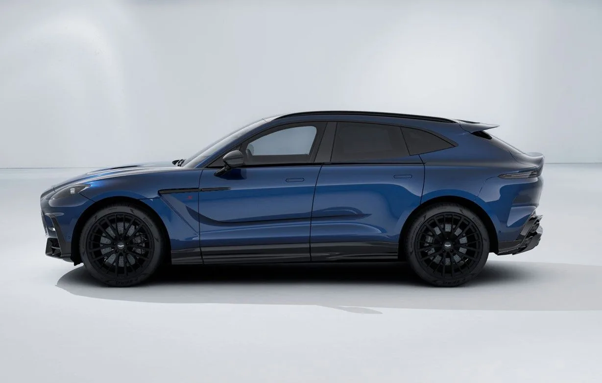 Aston Martin DBX S, 2/6