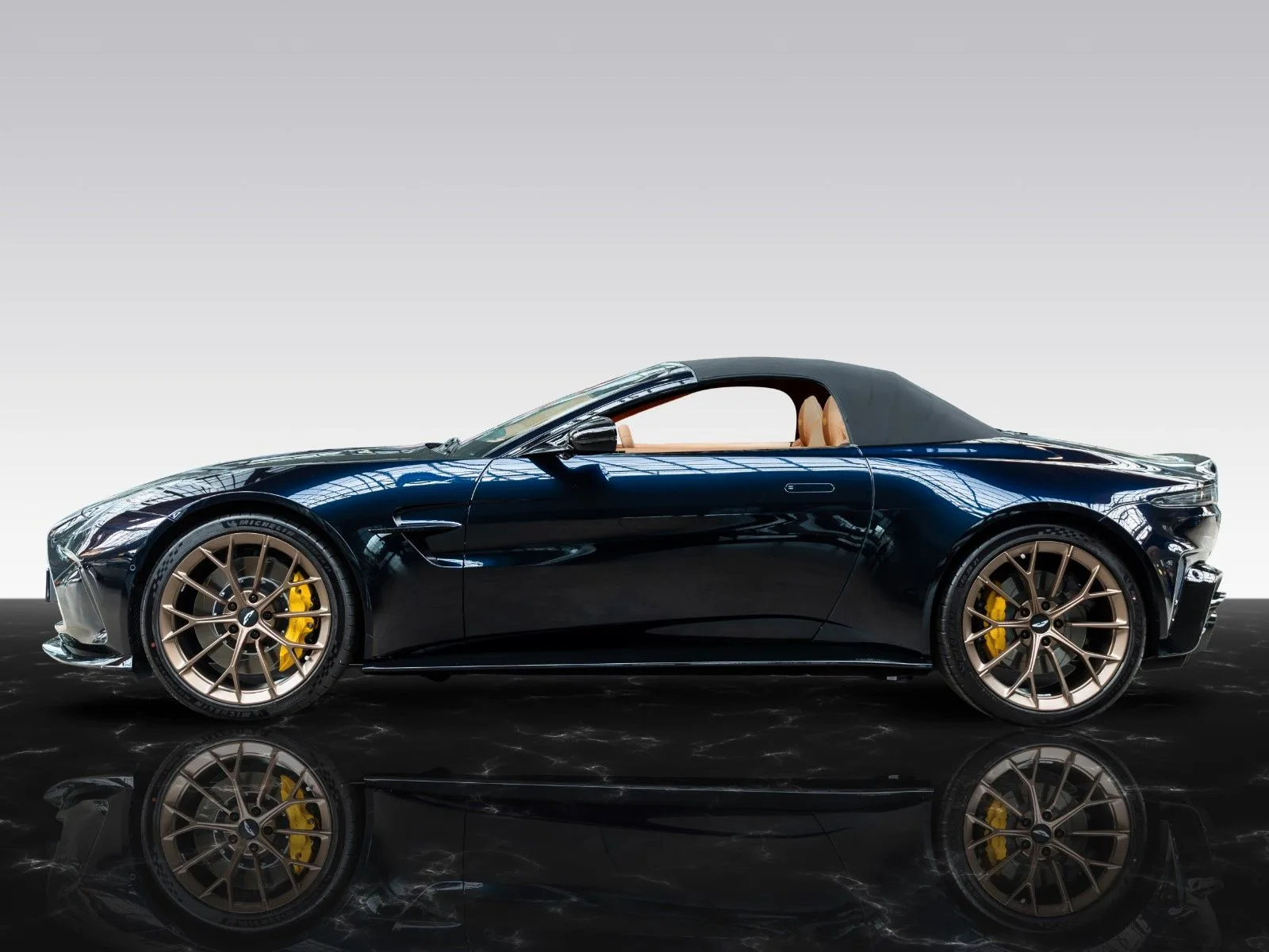 Aston Martin V8 Vantage, 10/30