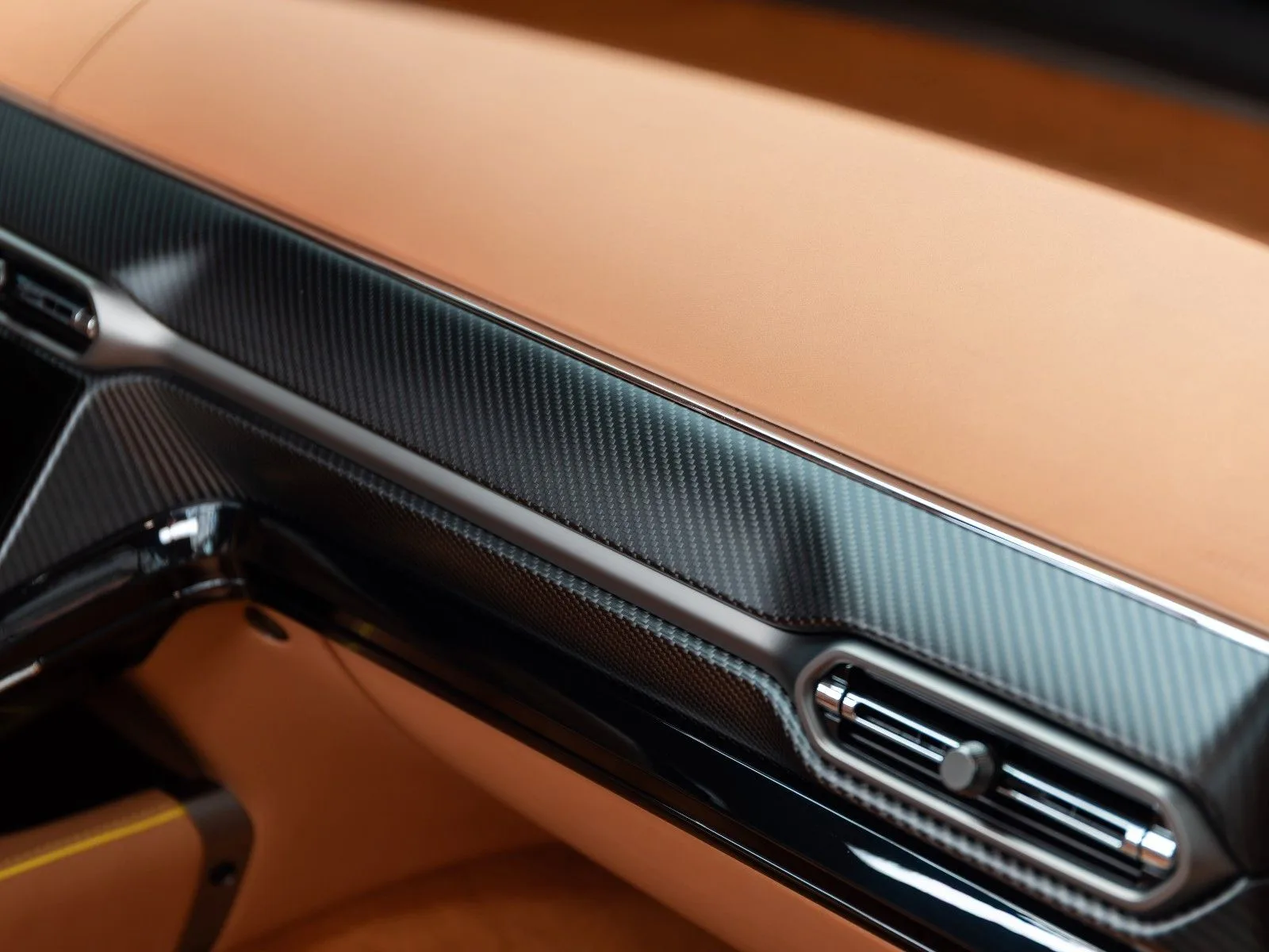Aston Martin V8 Vantage, 27/30