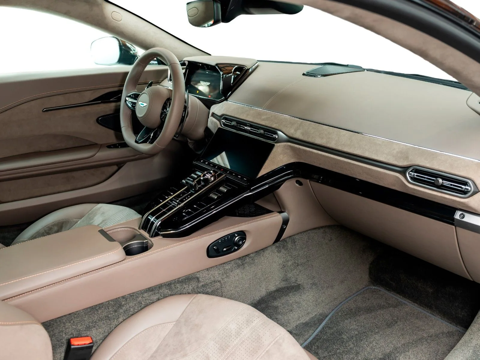 Aston Martin V8 Vantage, 15/30