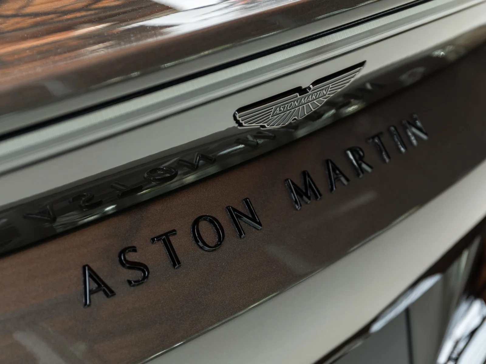Aston Martin V8 Vantage, 30/30