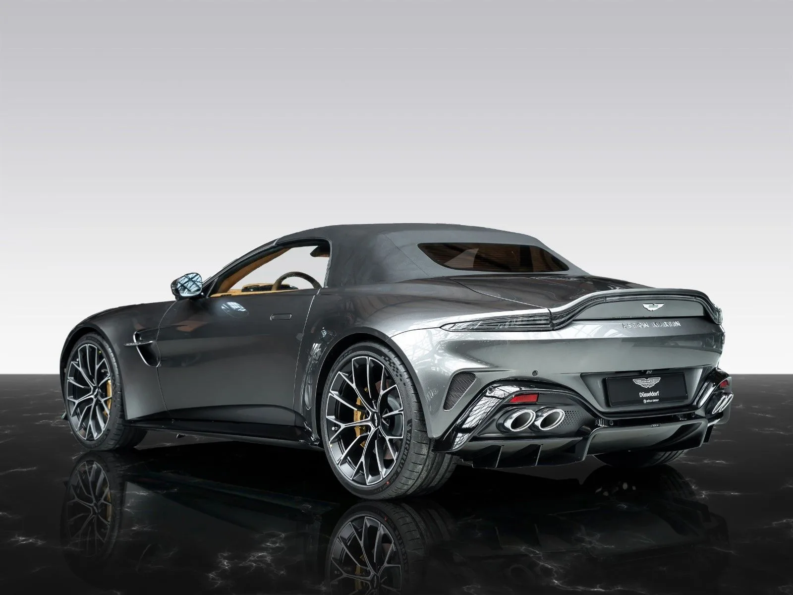 Aston Martin V8 Vantage, 9/30