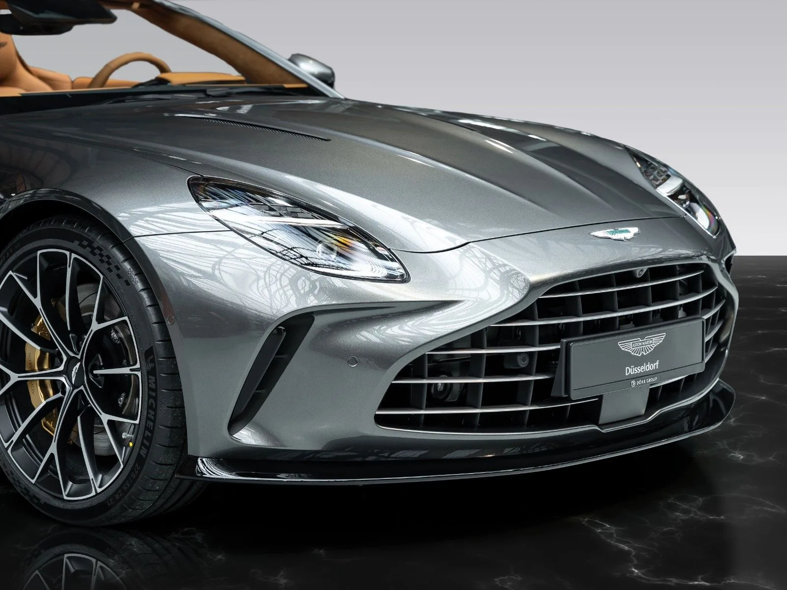 Aston Martin V8 Vantage, 11/30