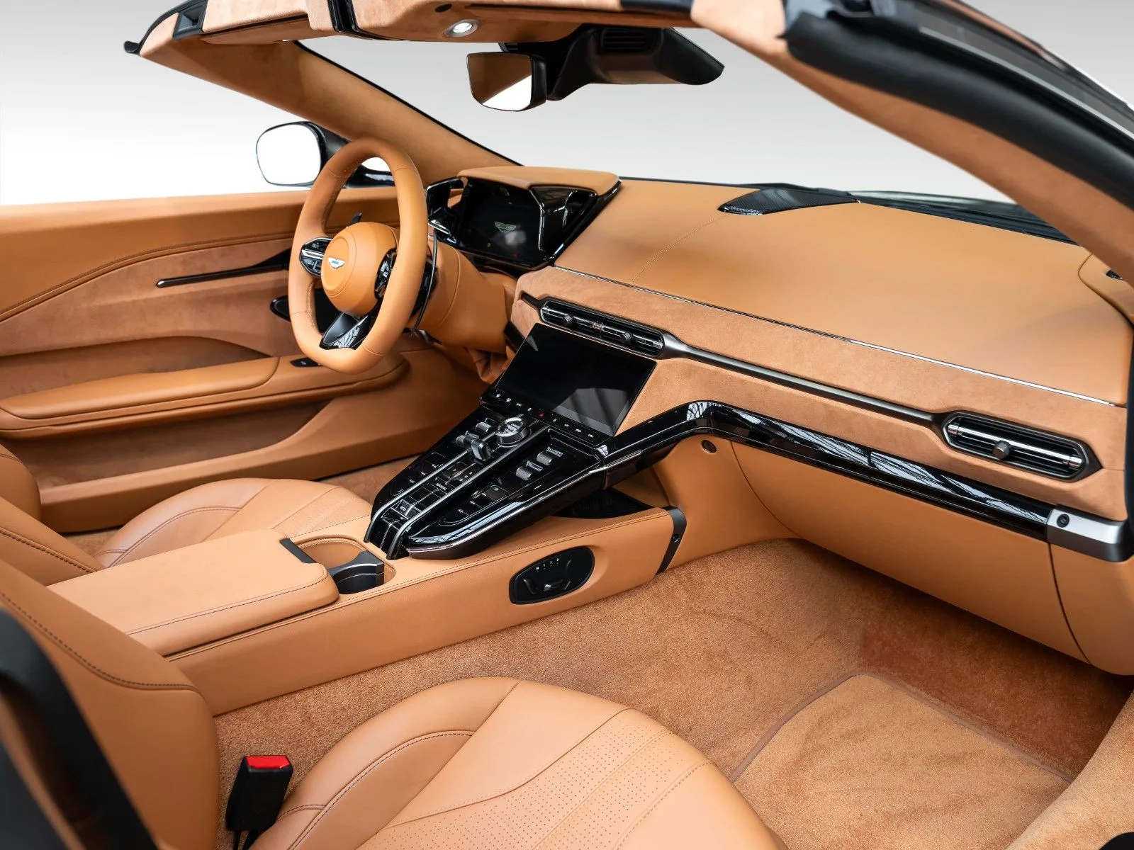 Aston Martin V8 Vantage, 16/30