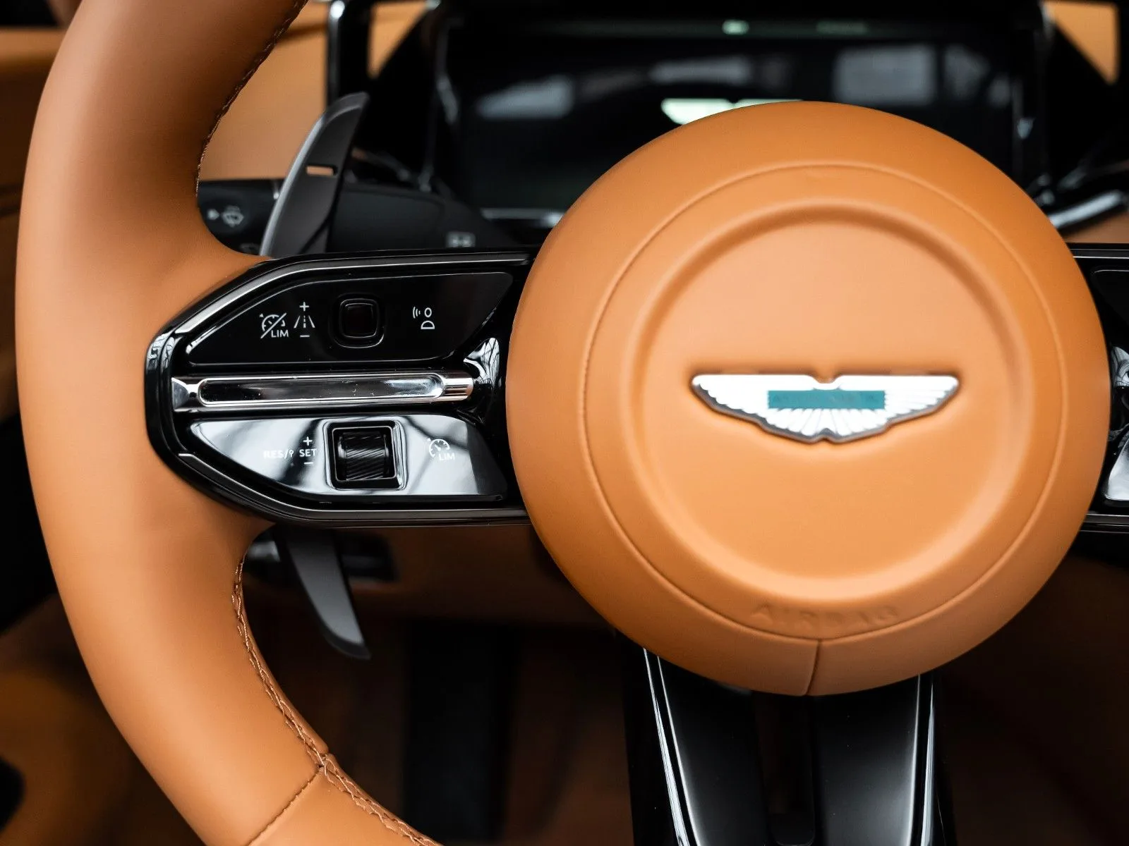 Aston Martin V8 Vantage, 19/30