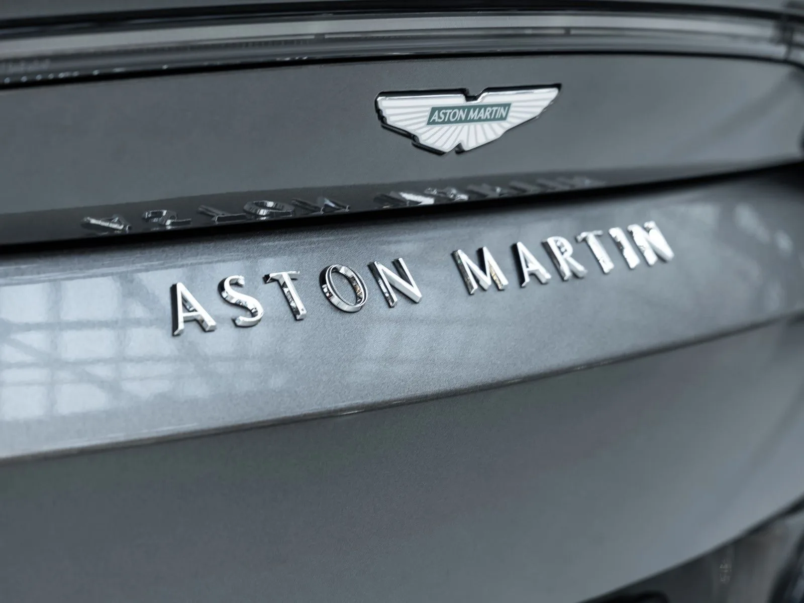 Aston Martin V8 Vantage, 30/30