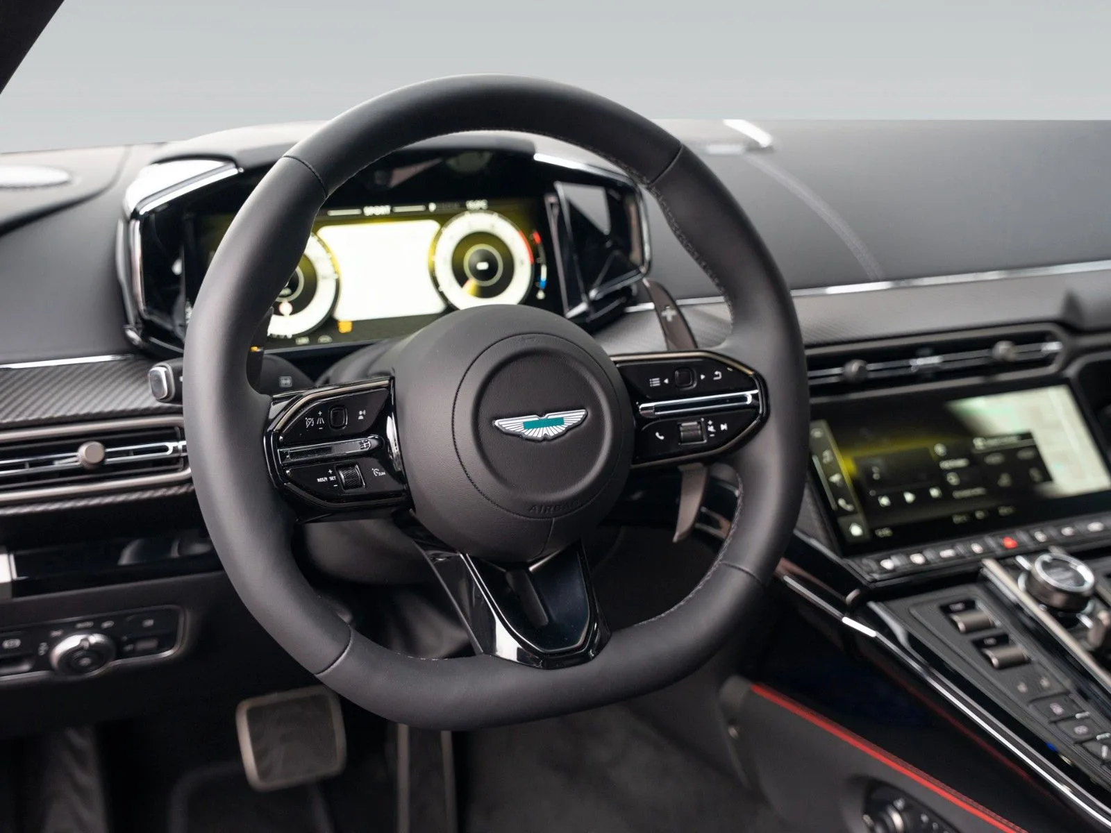 Aston Martin V8 Vantage, 17/26