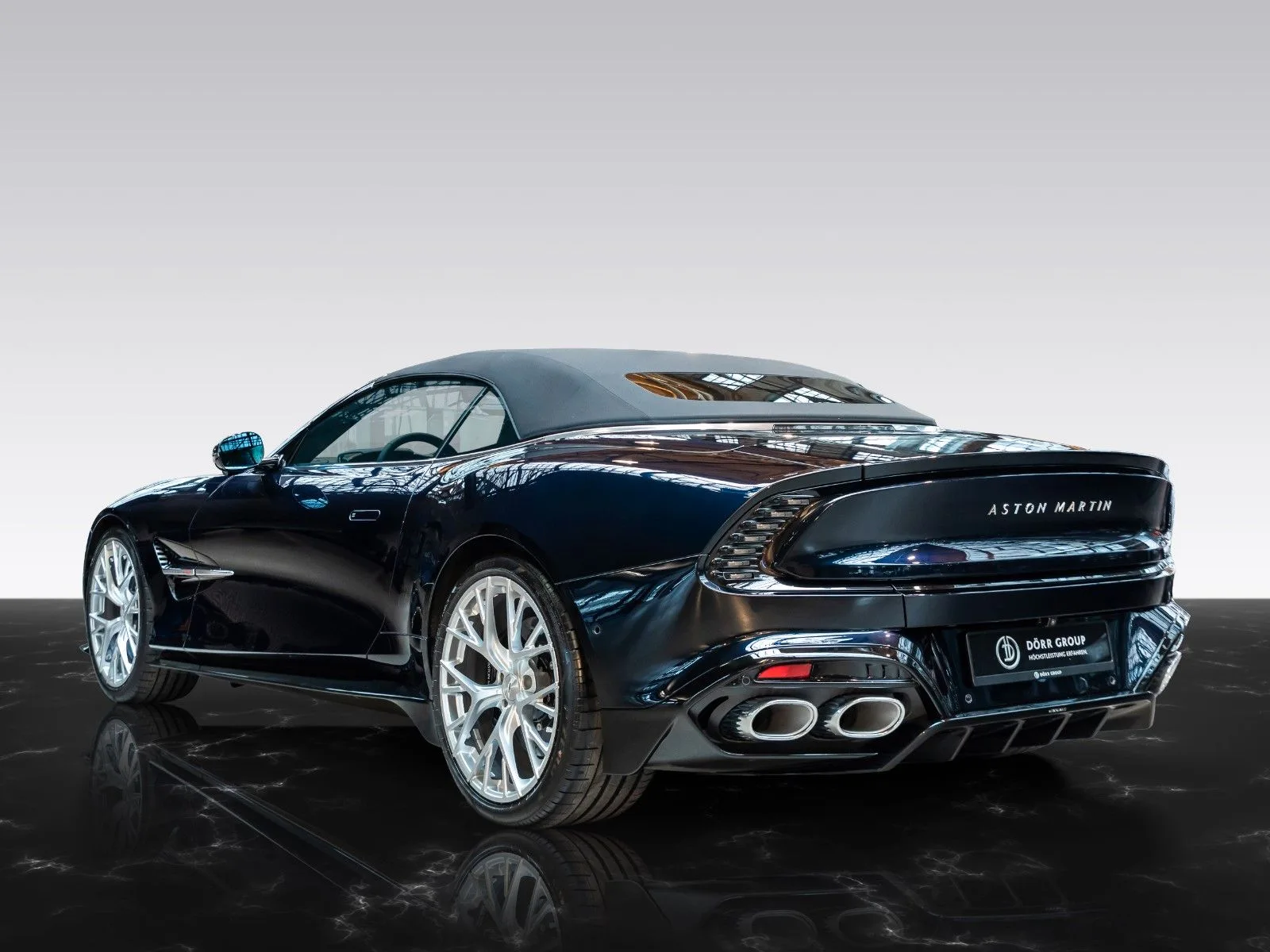 Aston Martin Vanquish, 23/30
