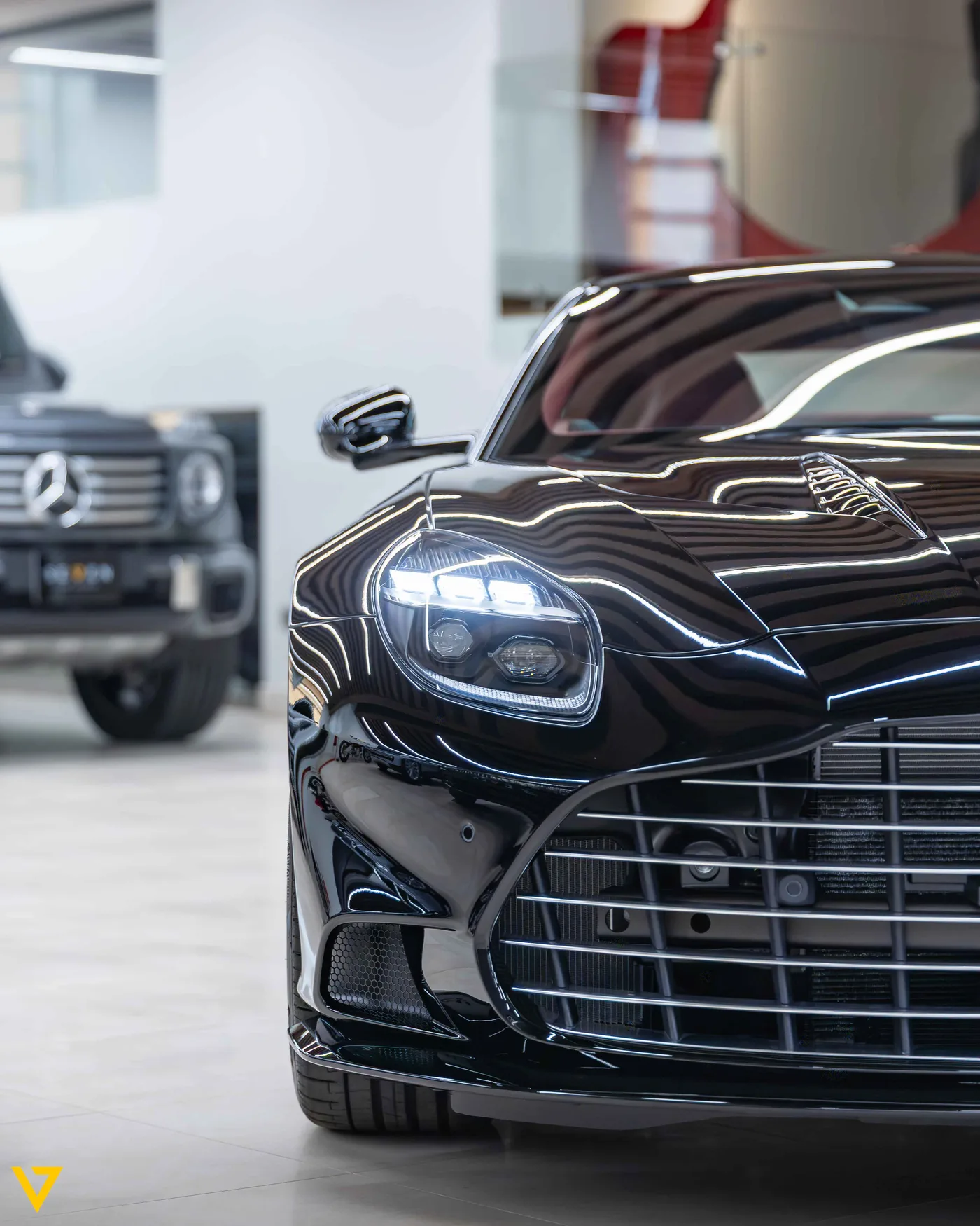 Aston Martin Vanquish offered by a supercar dealer in Riyadh, Saudi Arabia, photo 2 of 17