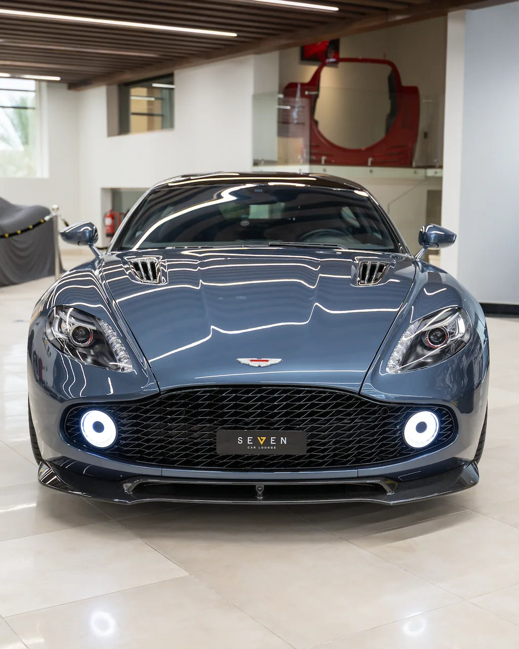 Aston Martin Vanquish Zagato Shooting Brake proposée par un spécialiste de la supercar à Riyadh, Arabie saoudite, photo 2 sur 21