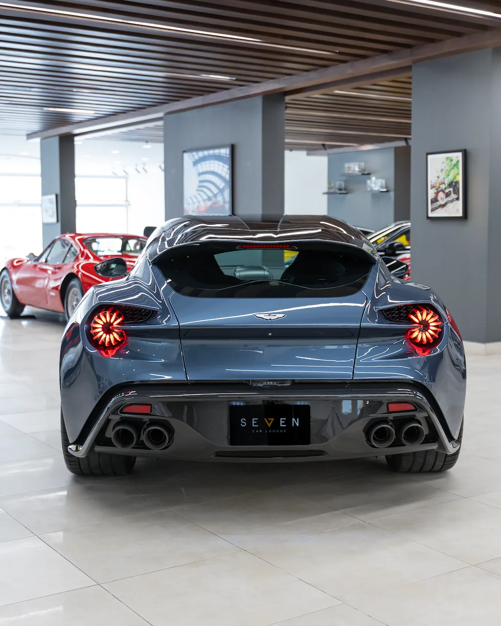 Aston Martin Vanquish Zagato Shooting Brake proposée par un spécialiste de la supercar à Riyadh, Arabie saoudite, photo 6 sur 21