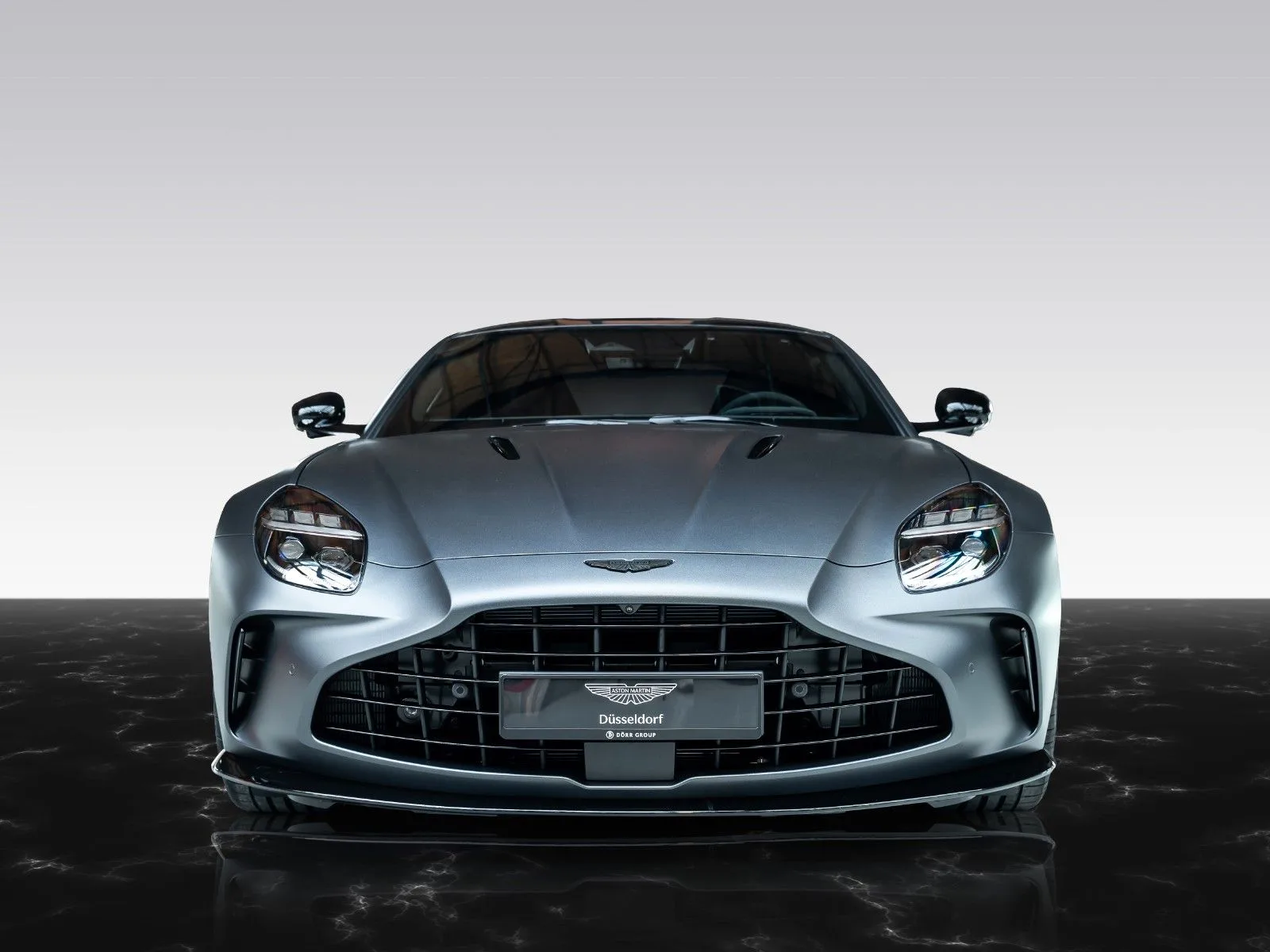 Aston Martin Vantage S, 3/30