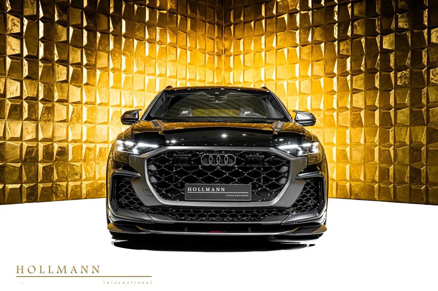 Audi RS Q8 angeboten von einem Fachhändler in Stuhr, Deutschland, Foto 2 von 8