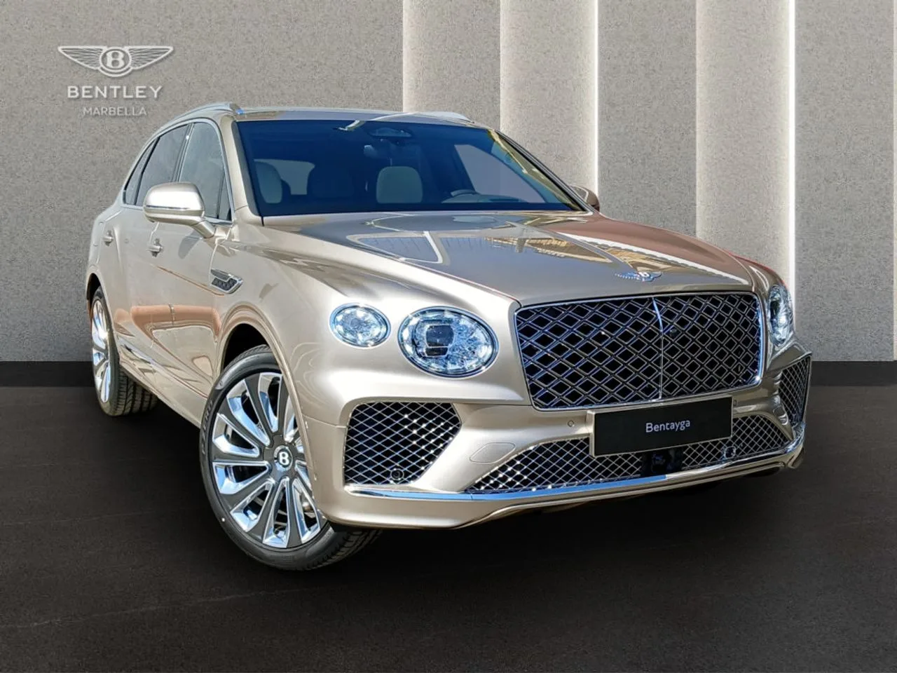 Bentley Bentayga, 3/22