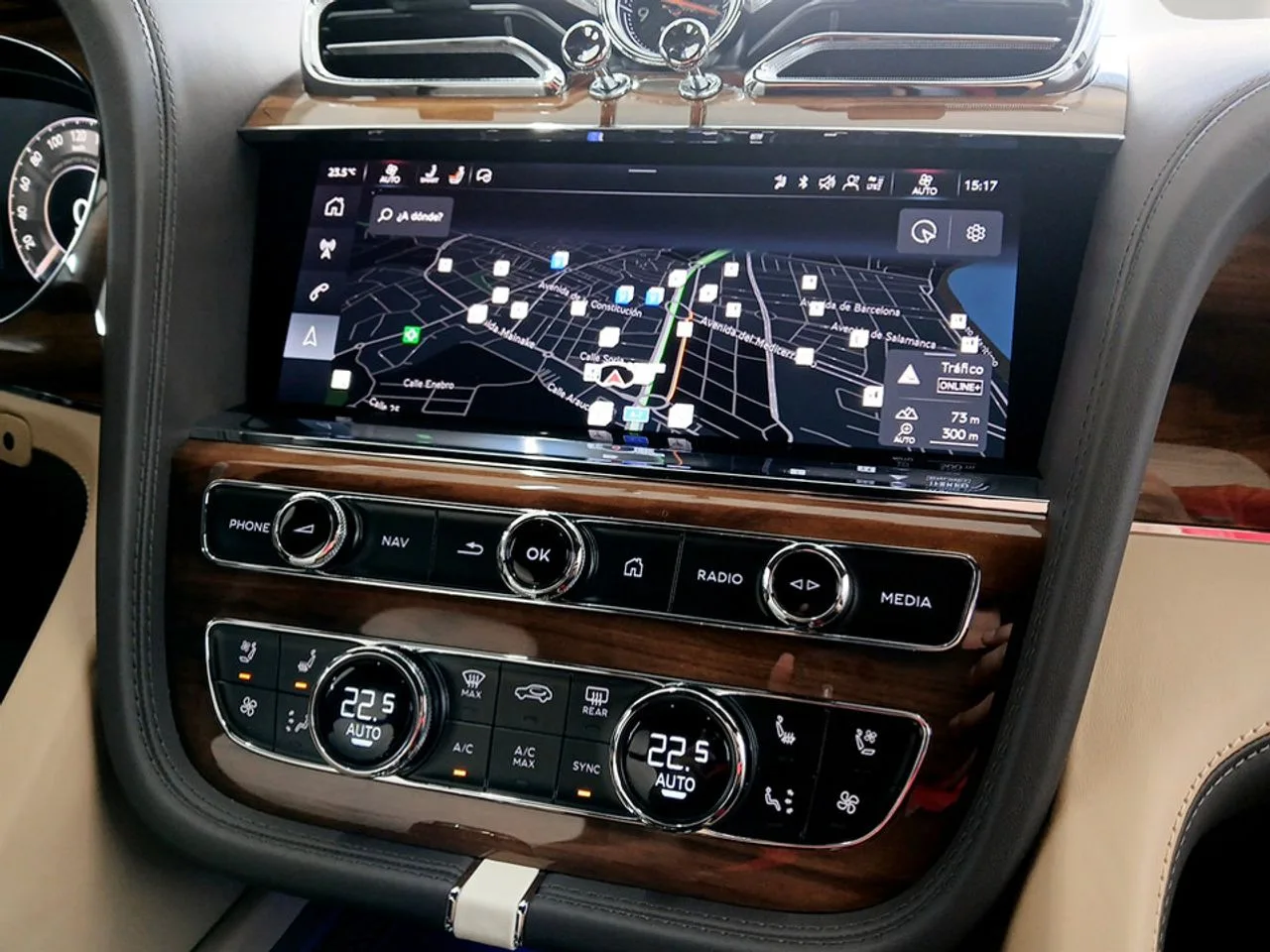 Bentley Bentayga, 14/22