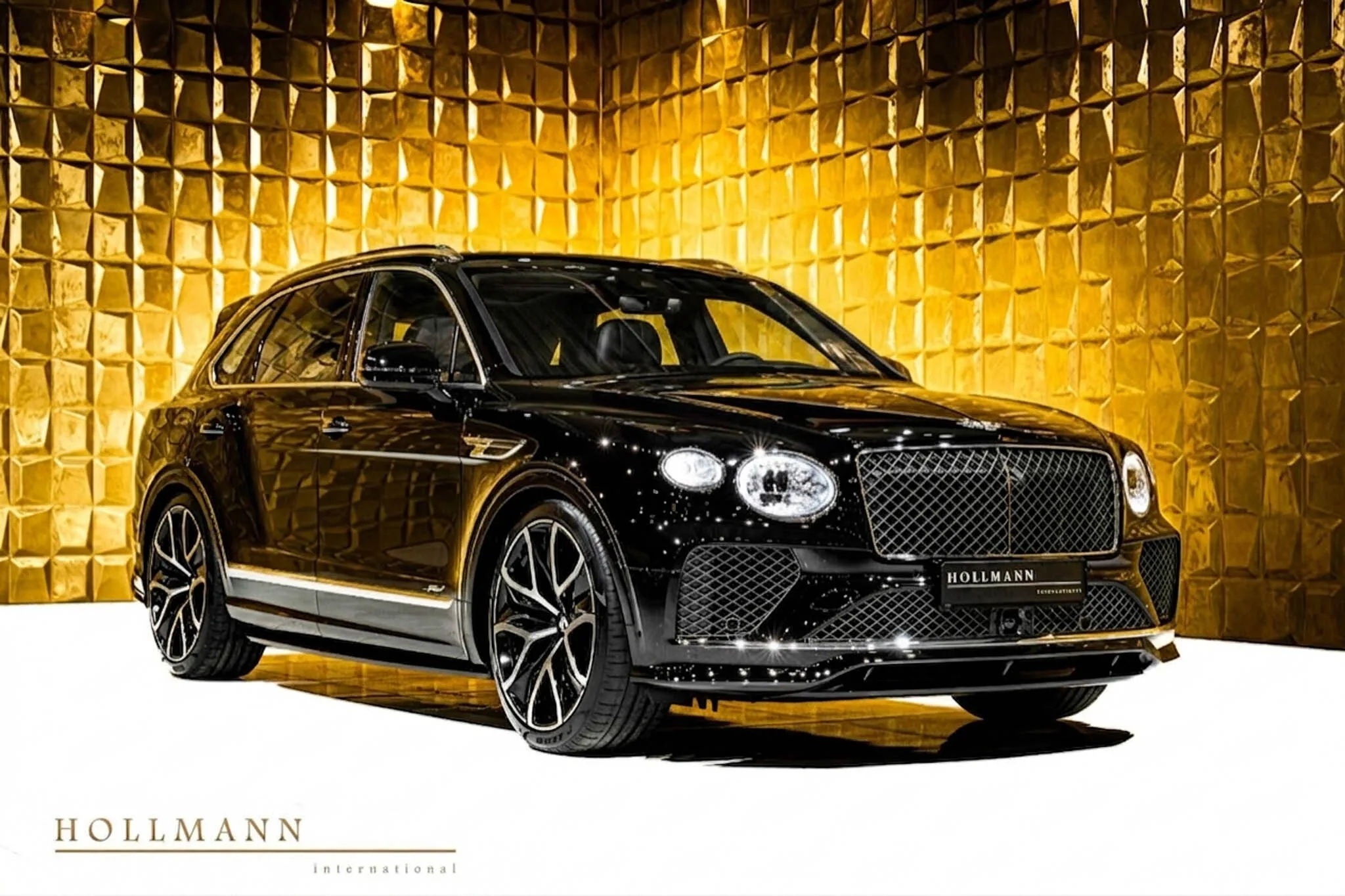 Bentley Bentayga Speed angeboten von einem Fachhändler in Stuhr, Deutschland, Hauptfoto