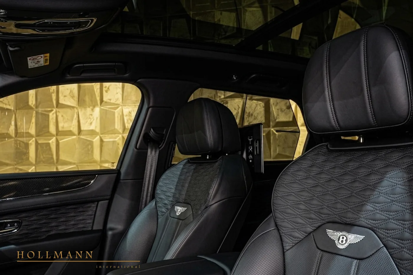 Bentley Bentayga Speed offered by a specialist dealer in Stuhr, Germany, photo 8 of 8