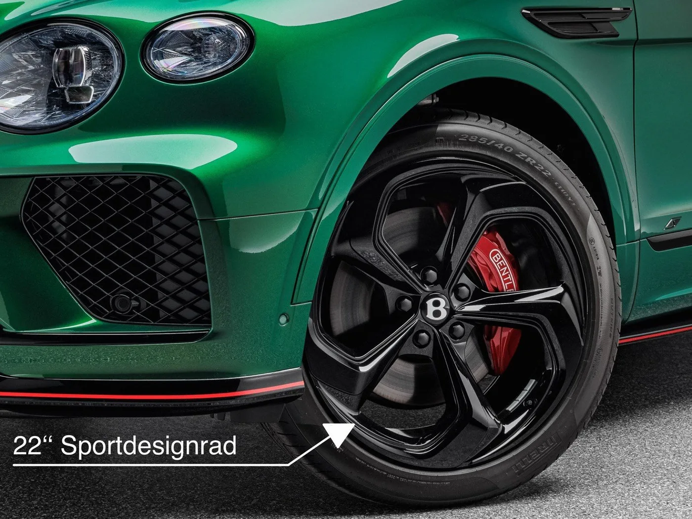 Bentley Bentayga S offered by a specialist dealer in Böblingen, Germany, photo 8 of 15