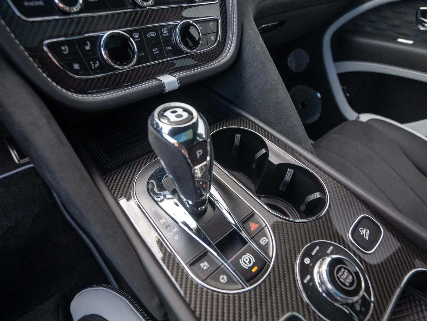 Bentley Bentayga Speed offered by a specialist dealer in Singen, Germany, photo 13 of 15
