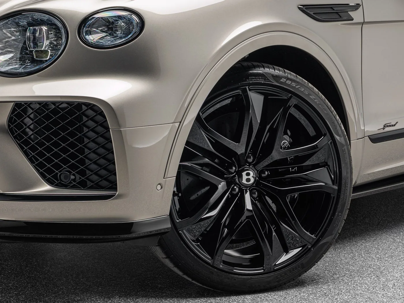 Bentley Bentayga Speed angeboten von einem Fachhändler in Böblingen, Deutschland, Foto 7 von 15