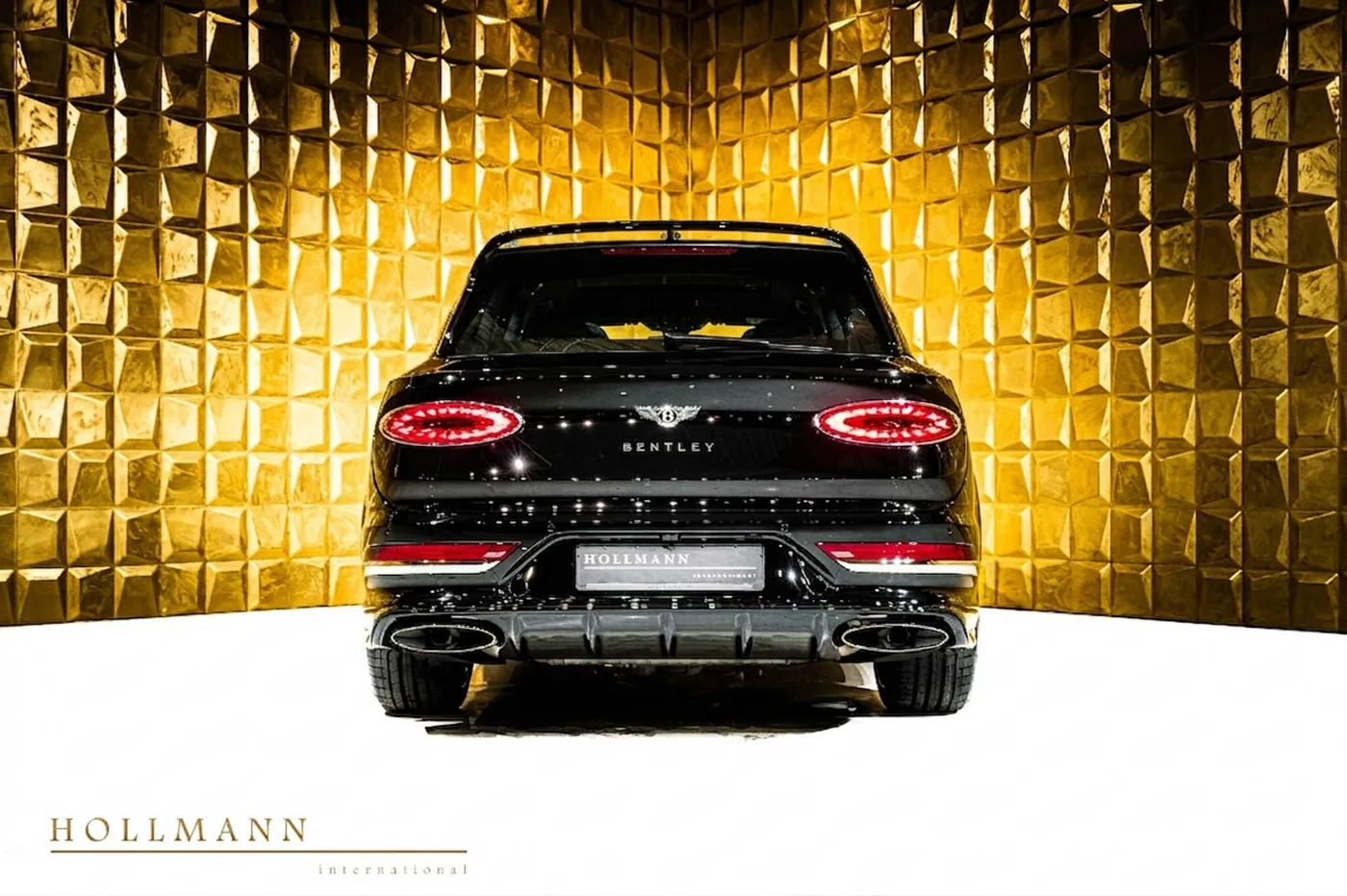 Bentley Bentayga Speed offered by a specialist dealer in Stuhr, Germany, photo 5 of 25