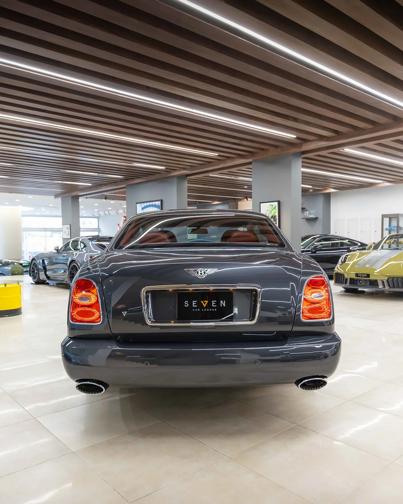 2009 Bentley Brooklands offered by a supercar dealer in Riyadh, Saudi Arabia, photo 5 of 19