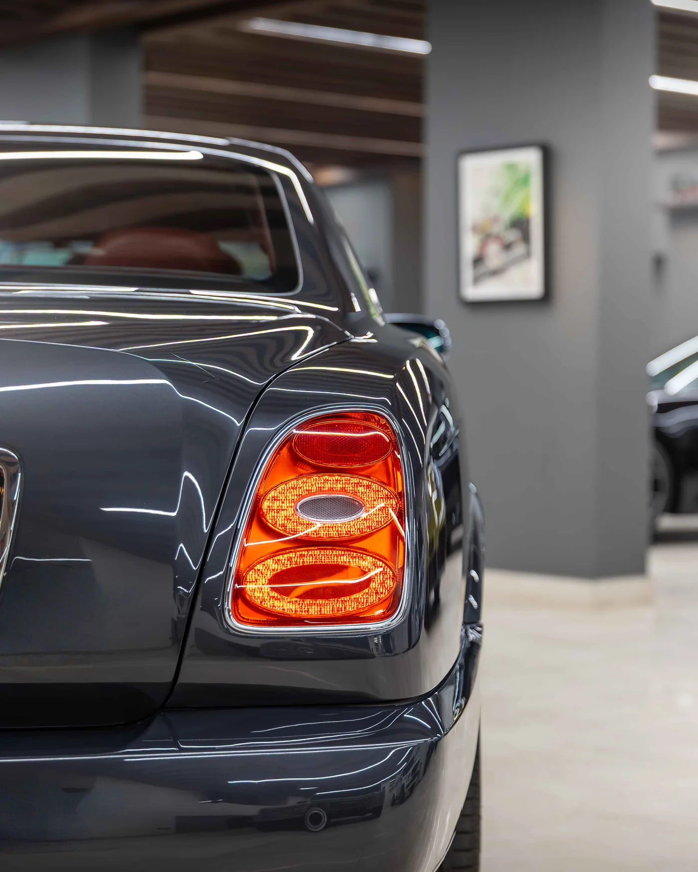 2009 Bentley Brooklands offered by a supercar dealer in Riyadh, Saudi Arabia, photo 17 of 19