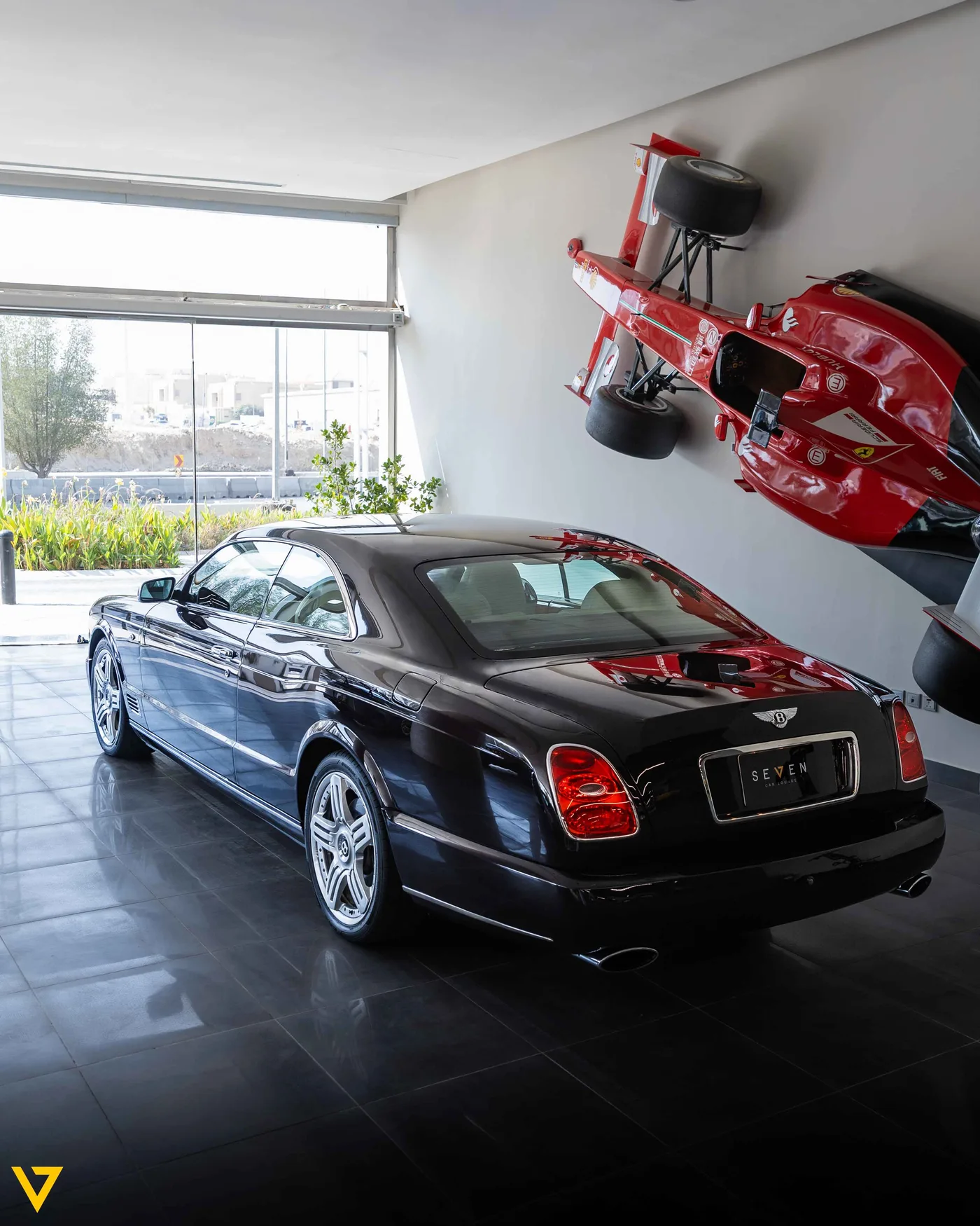Bentley Brooklands offered by a supercar dealer in Riyadh, Saudi Arabia, photo 16 of 17