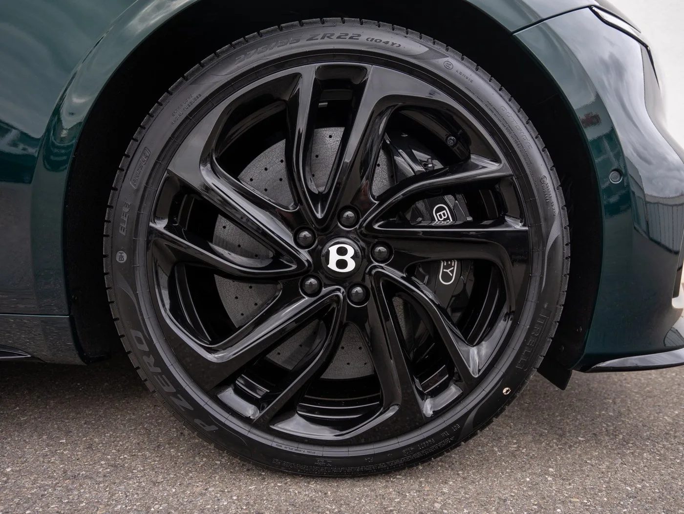 Bentley Continental GT S offered by a specialist dealer in Singen, Germany, photo 12 of 15