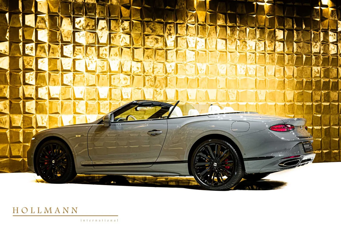 Bentley Continental GTC Speed facelift proposée par un concessionnaire spécialisé à Stuhr, Allemagne, photo 6 sur 8