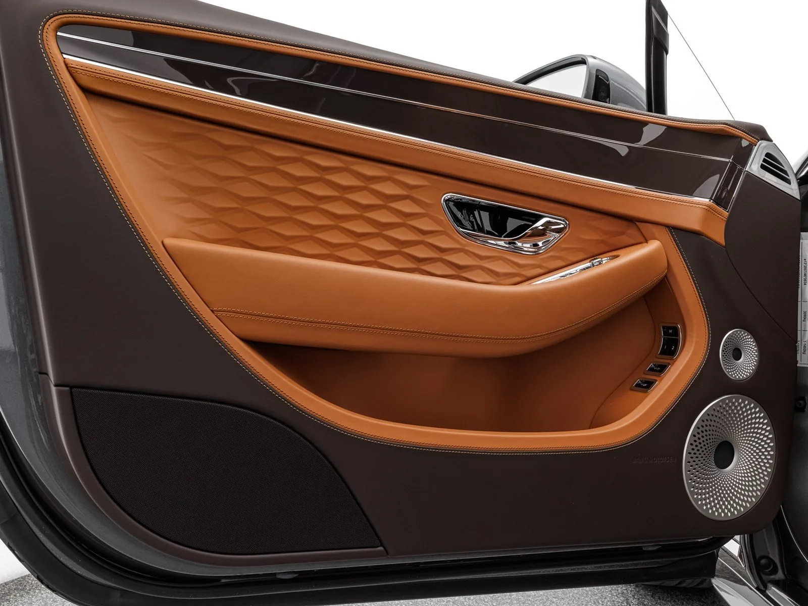 2026 Bentley Continental GTC Mulliner, 10/30