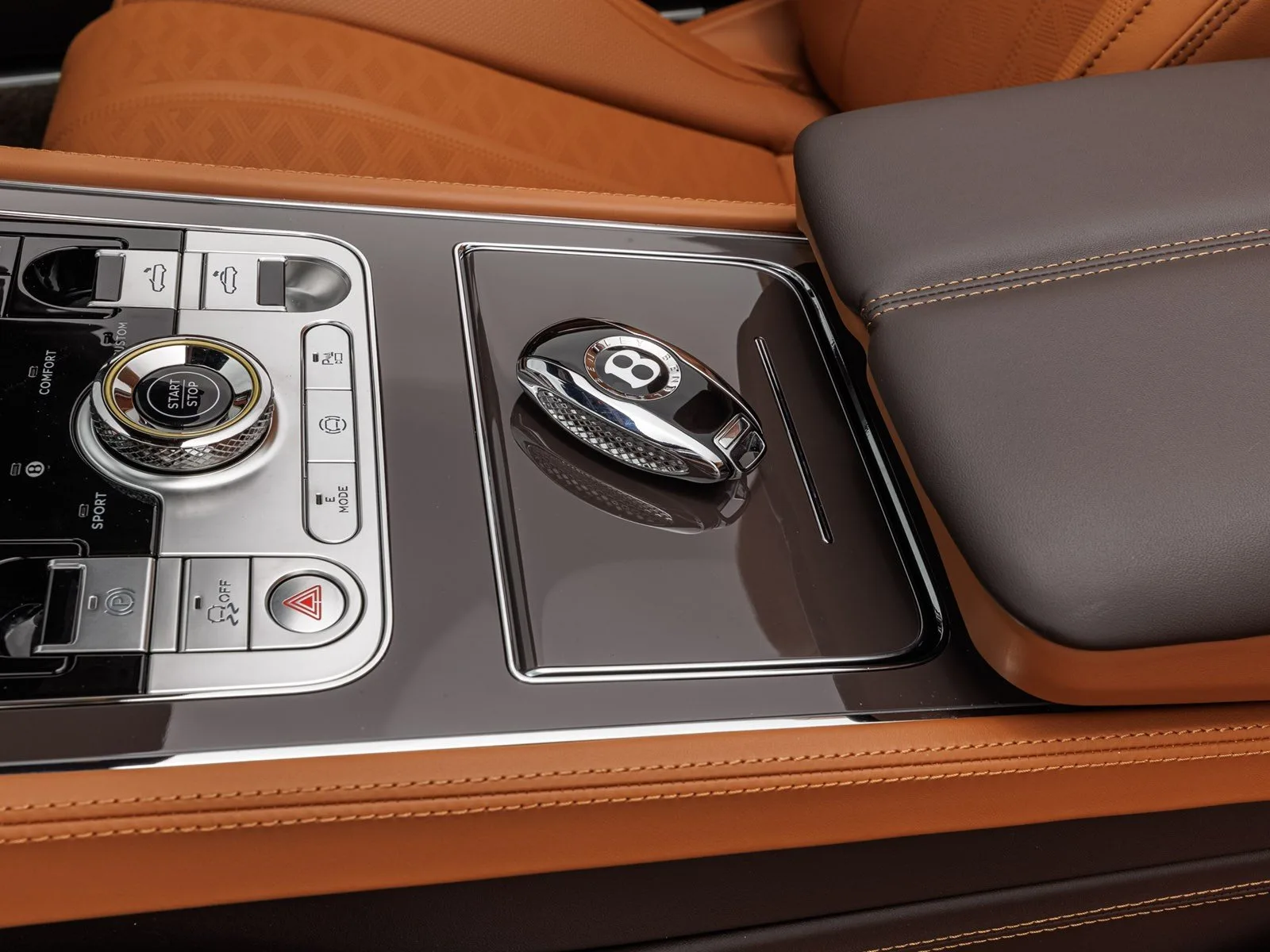 2026 Bentley Continental GTC Mulliner, 21/30
