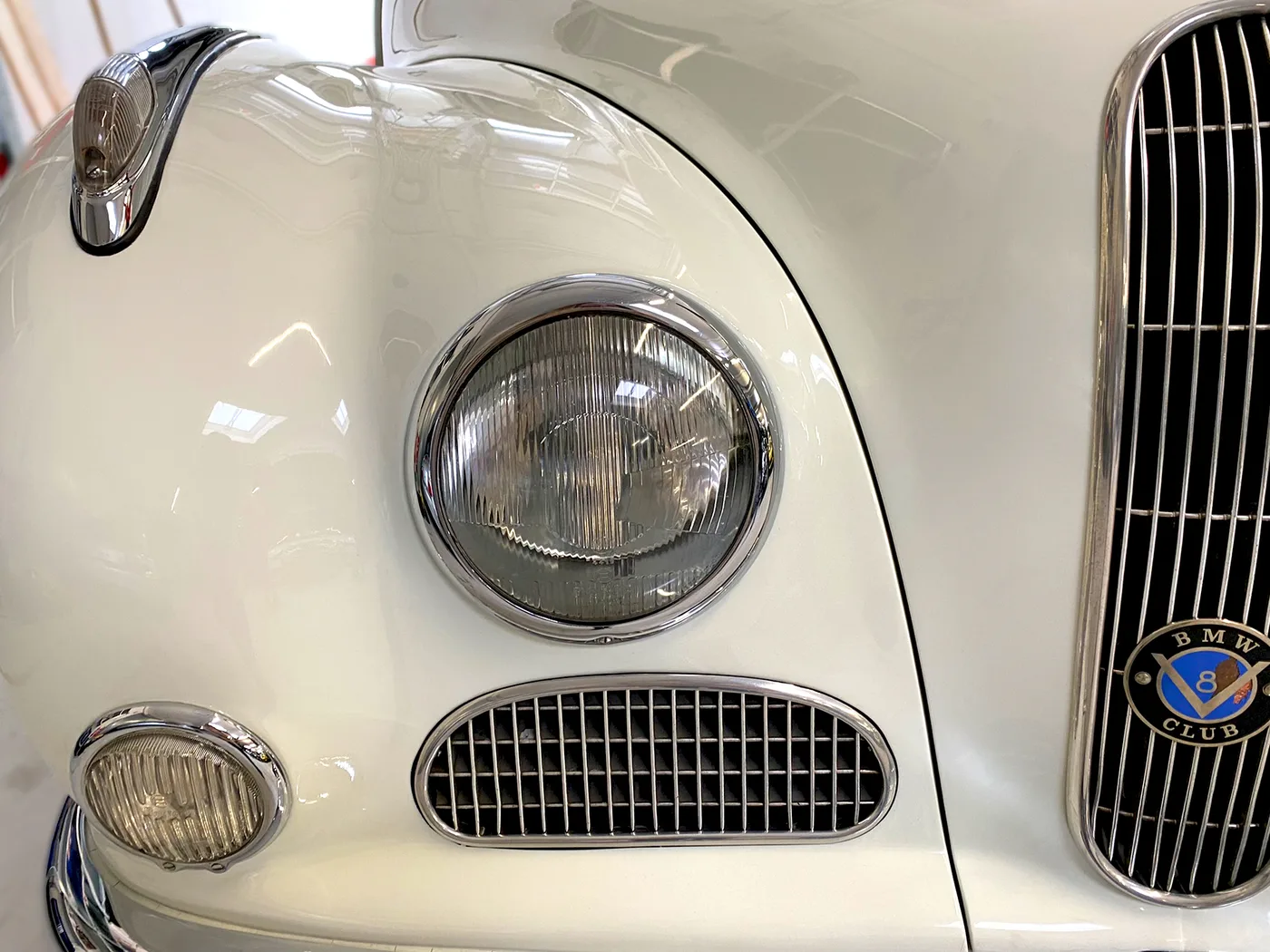 1955 BMW 502 V8 Cabrio angeboten von einem Oldtimerspezialisten in Lindau, Deutschland, Foto 8 von 20